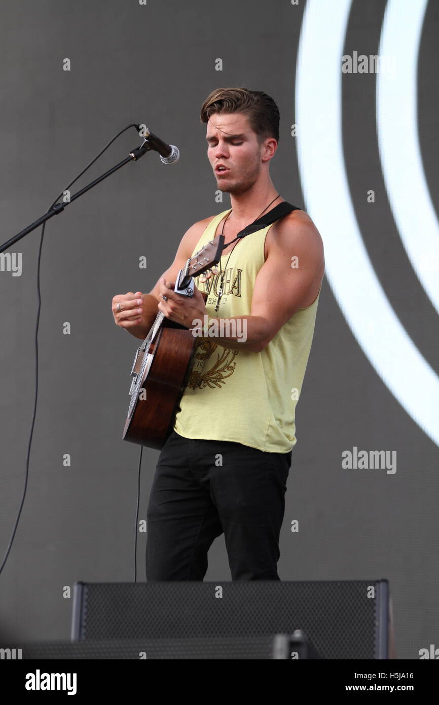 Jökull Júlíusson of Kaleo performs at Life is Beautiful Music Festival Day  3 on September 27th, 2015 in Las Vegas, Nevada Stock Photo - Alamy