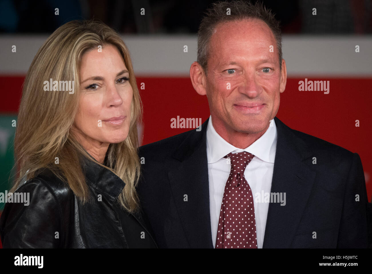 Rome, Italy. 20th Oct, 2016. Anthony Peck walk a red carpet honoring