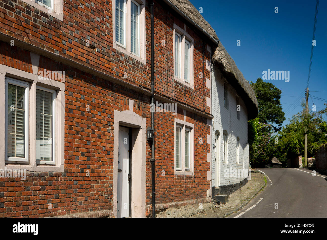 UK, England, Wiltshire, Salisbury Plain, Market Lavington, Parsonage Lane, cottages Stock Photo