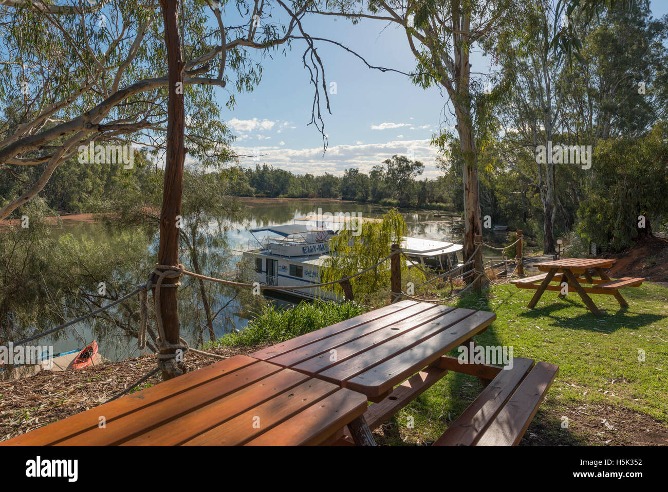 Overlooking the River Murray at Wilkadene Woolshed Brewery Australia Stock Photo