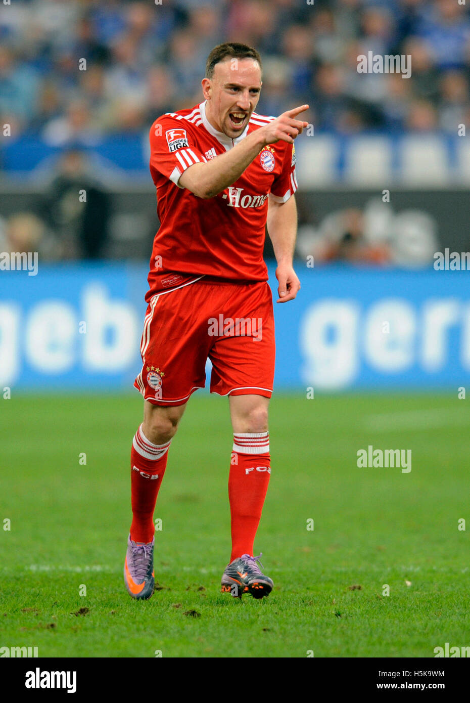 Franck Ribery cheering after his goal 0-1, FC Schalke 04 vs FC Bayern Munich, soccer, Bundesliga, German Soccer League Stock Photo