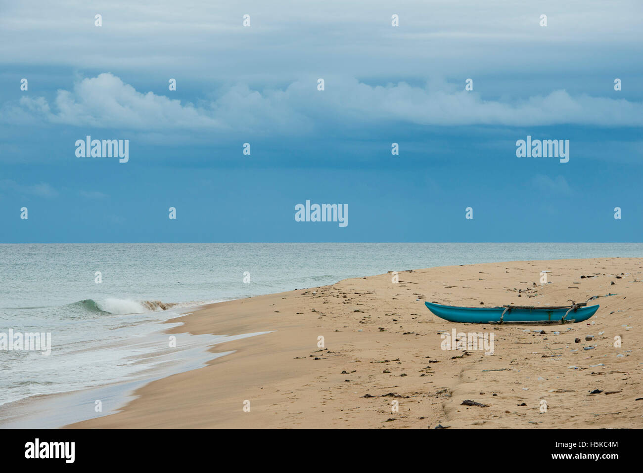 Fishing boats sri lanka hi-res stock photography and images - Page 8 - Alamy