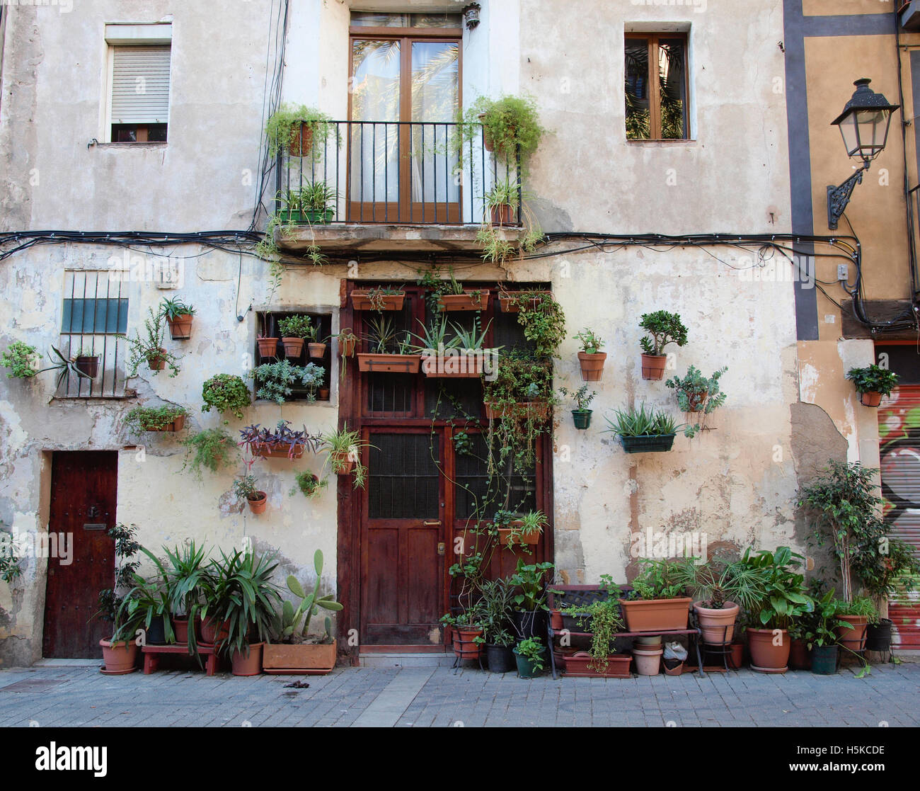IMAGES OF PROPERTIES AND PLACES IN GOTHIC QUARTER BARCELONA SPAIN Stock Photo
