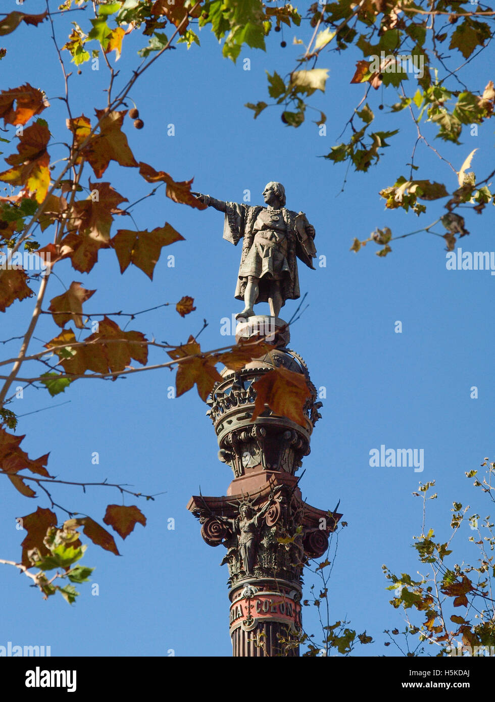 COLUMBUS CORINTHIAN COLUMN BARCELONA SPAIN Stock Photo - Alamy