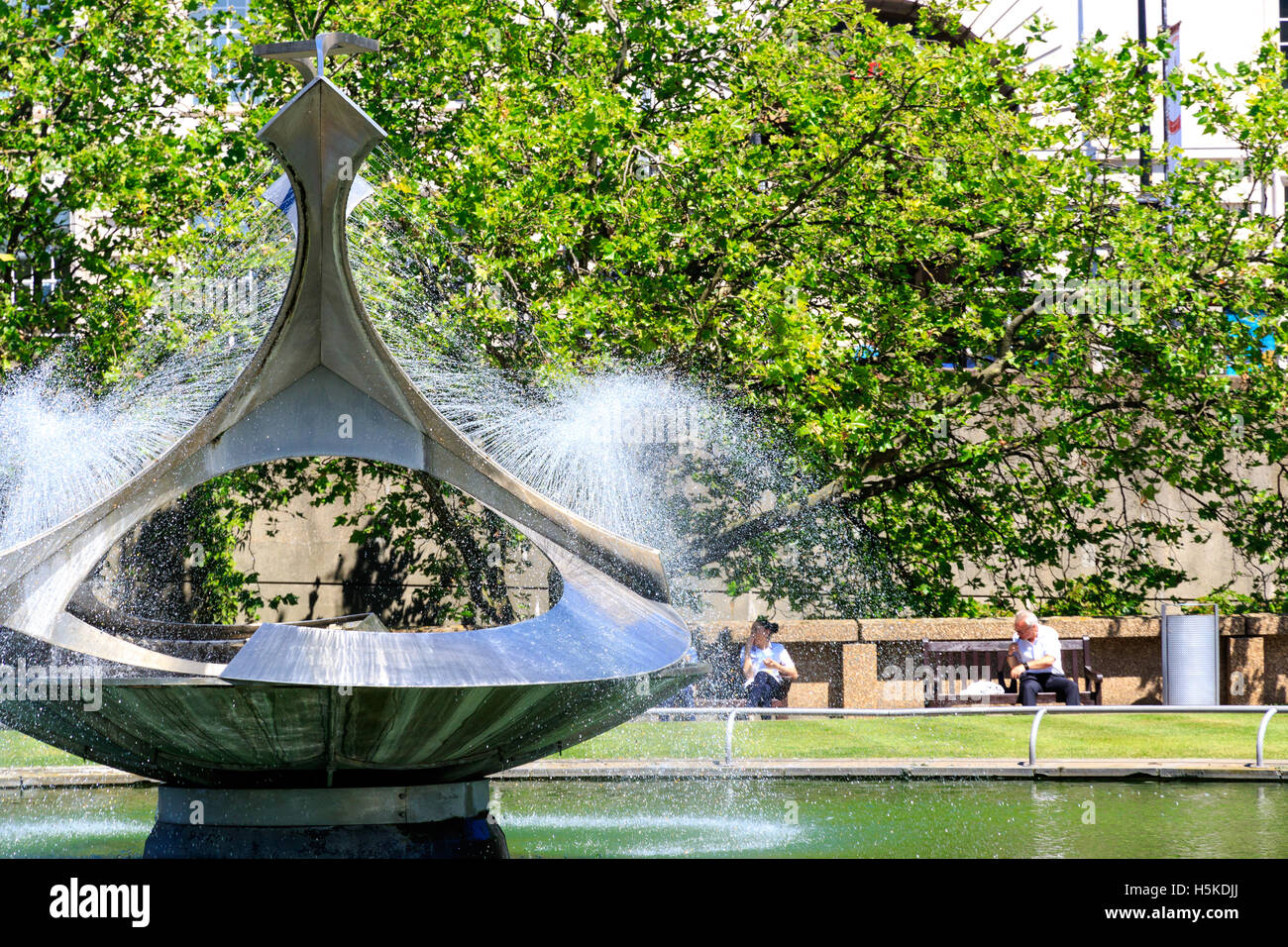 London, UK - July 19, 2016 - The fountain, named as Revolving Torsion, in Gabo Fountain Garden at St Thomas’s Hospital in London Stock Photo