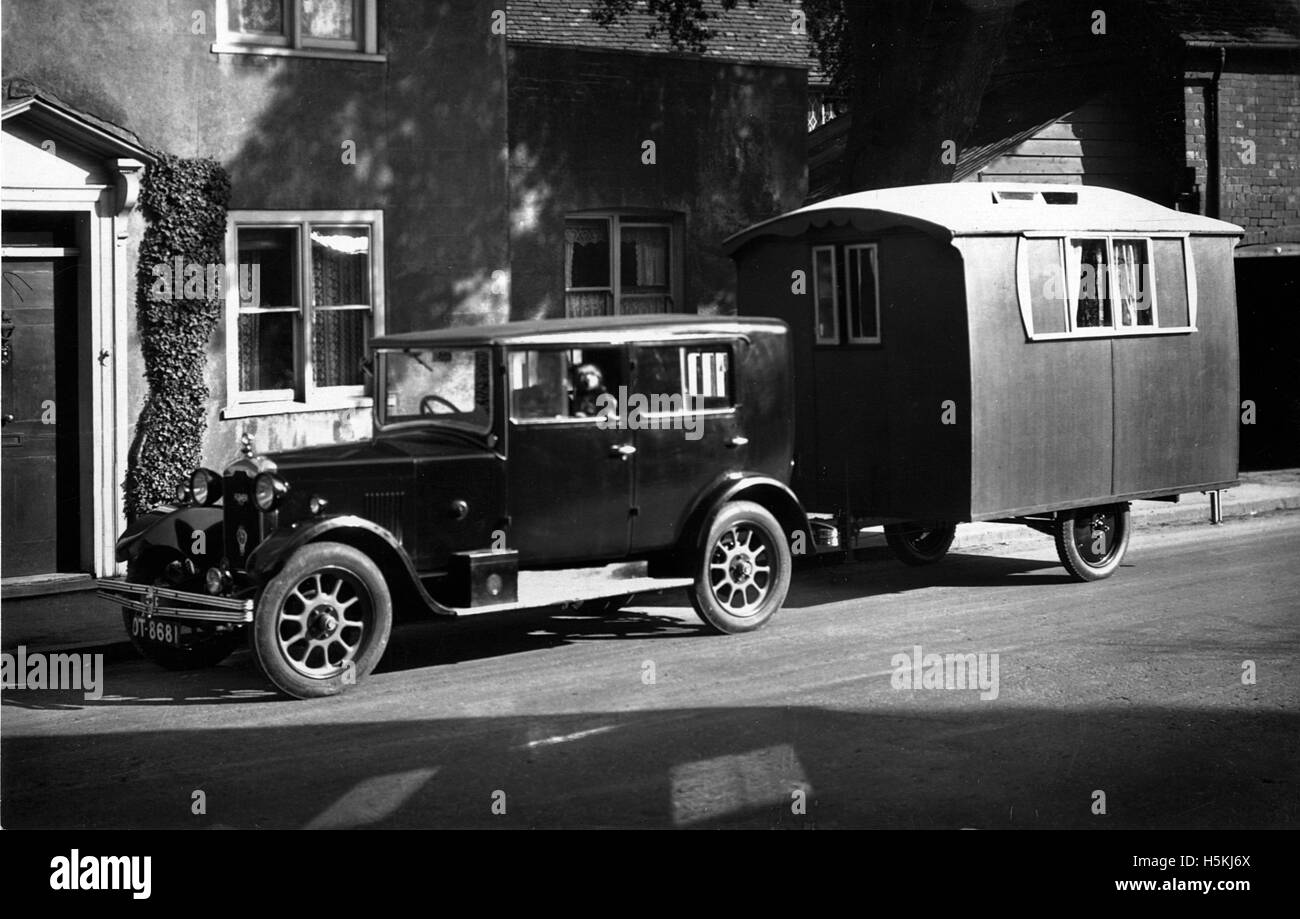 Rover 10 1926 with 1927 Lady Nimble caravan Stock Photo