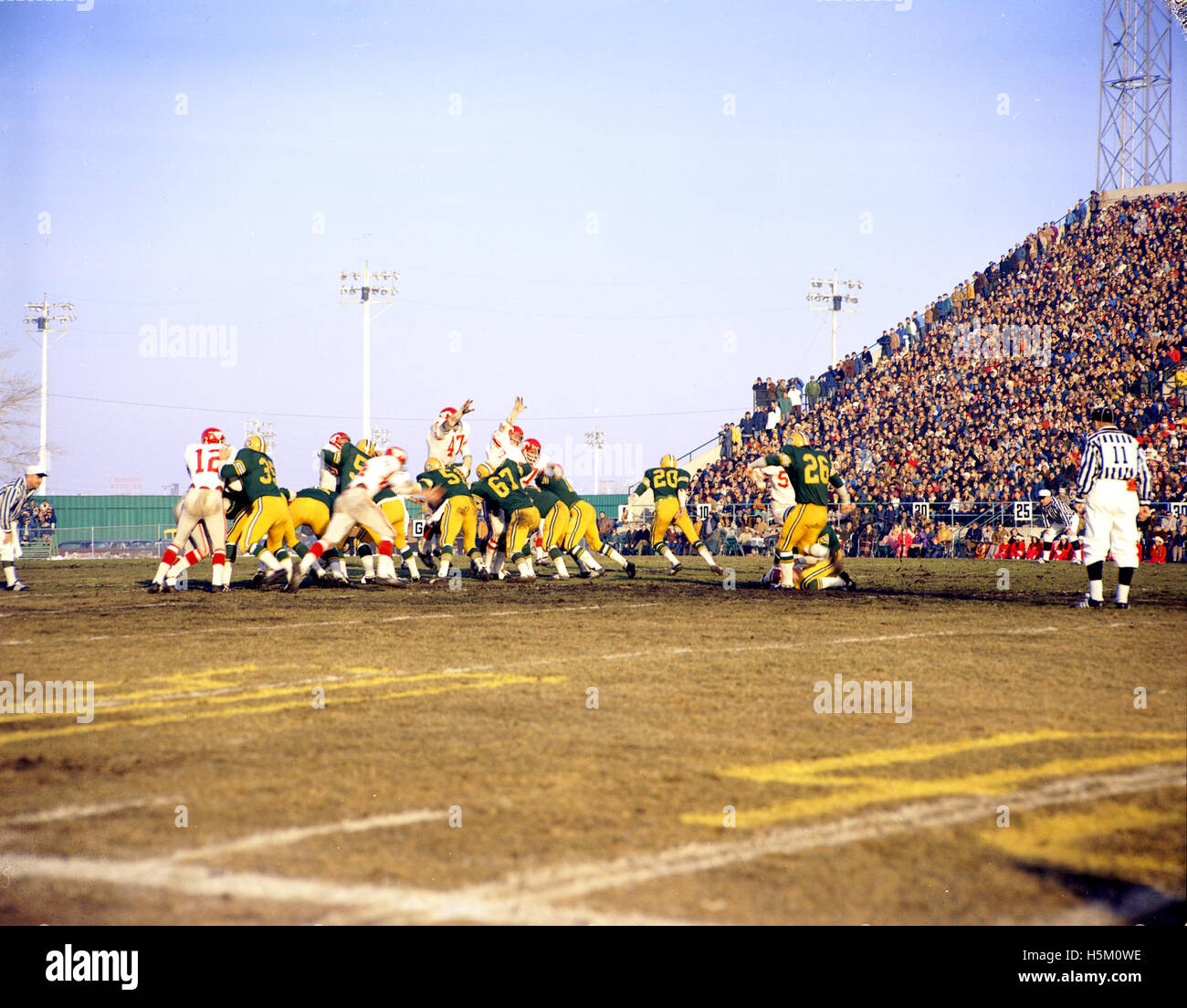Edmonton Eskimos vs Calgary Stampeders, Canadian Football League 294 Stock Photo
