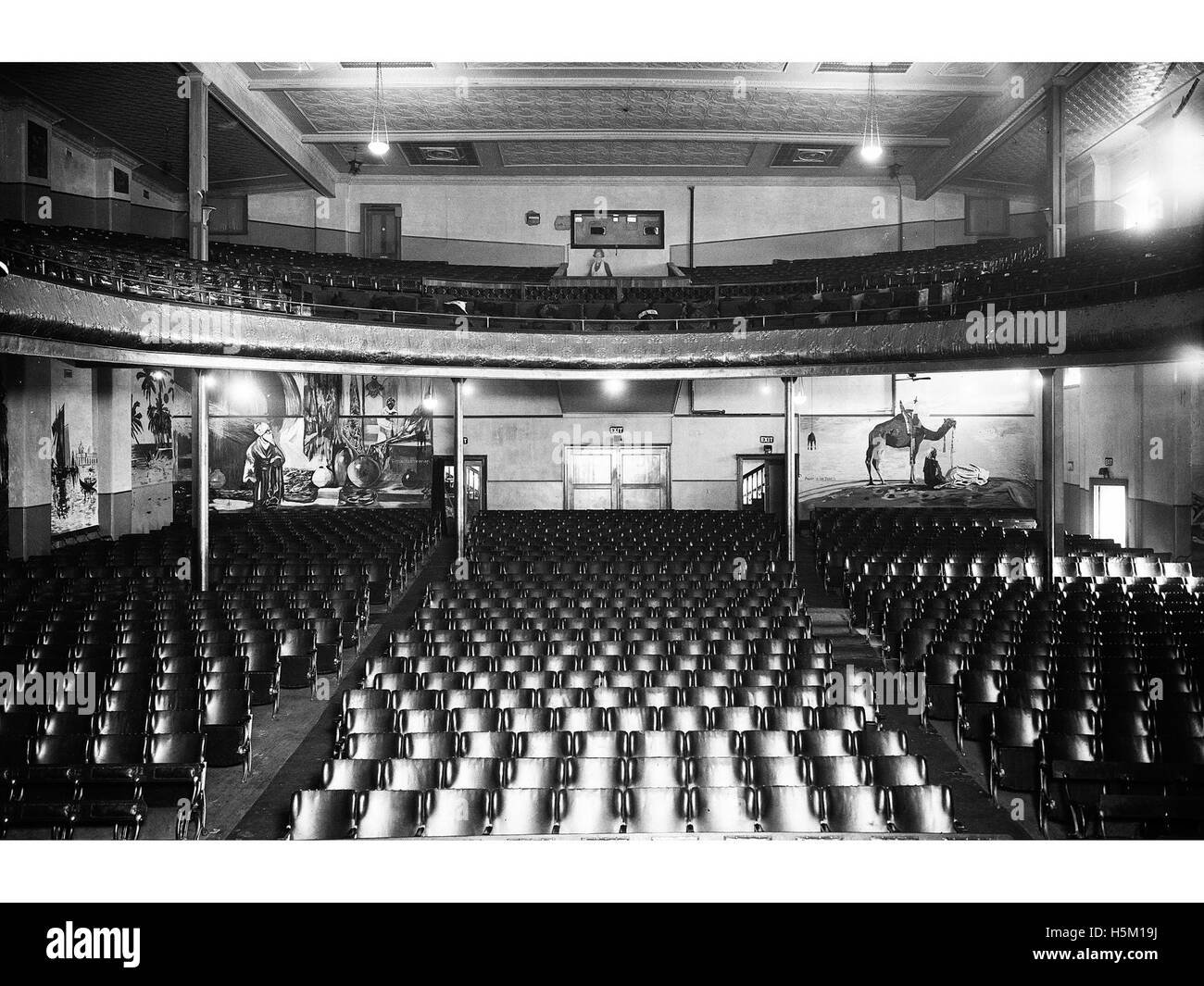 1930's movie theatre Black and White Stock Photos & Images - Alamy