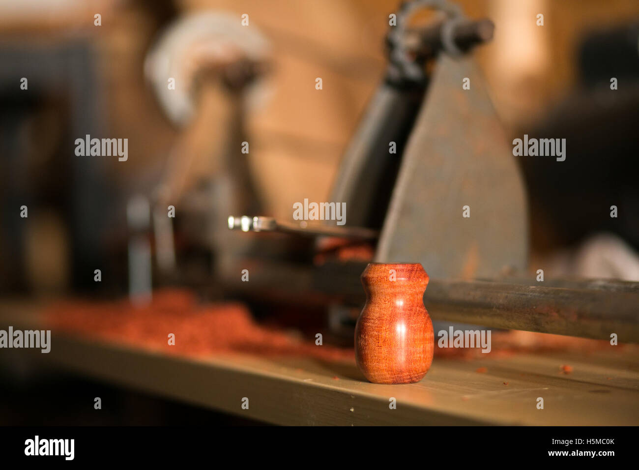 Handle brush hi-res stock photography and images - Alamy