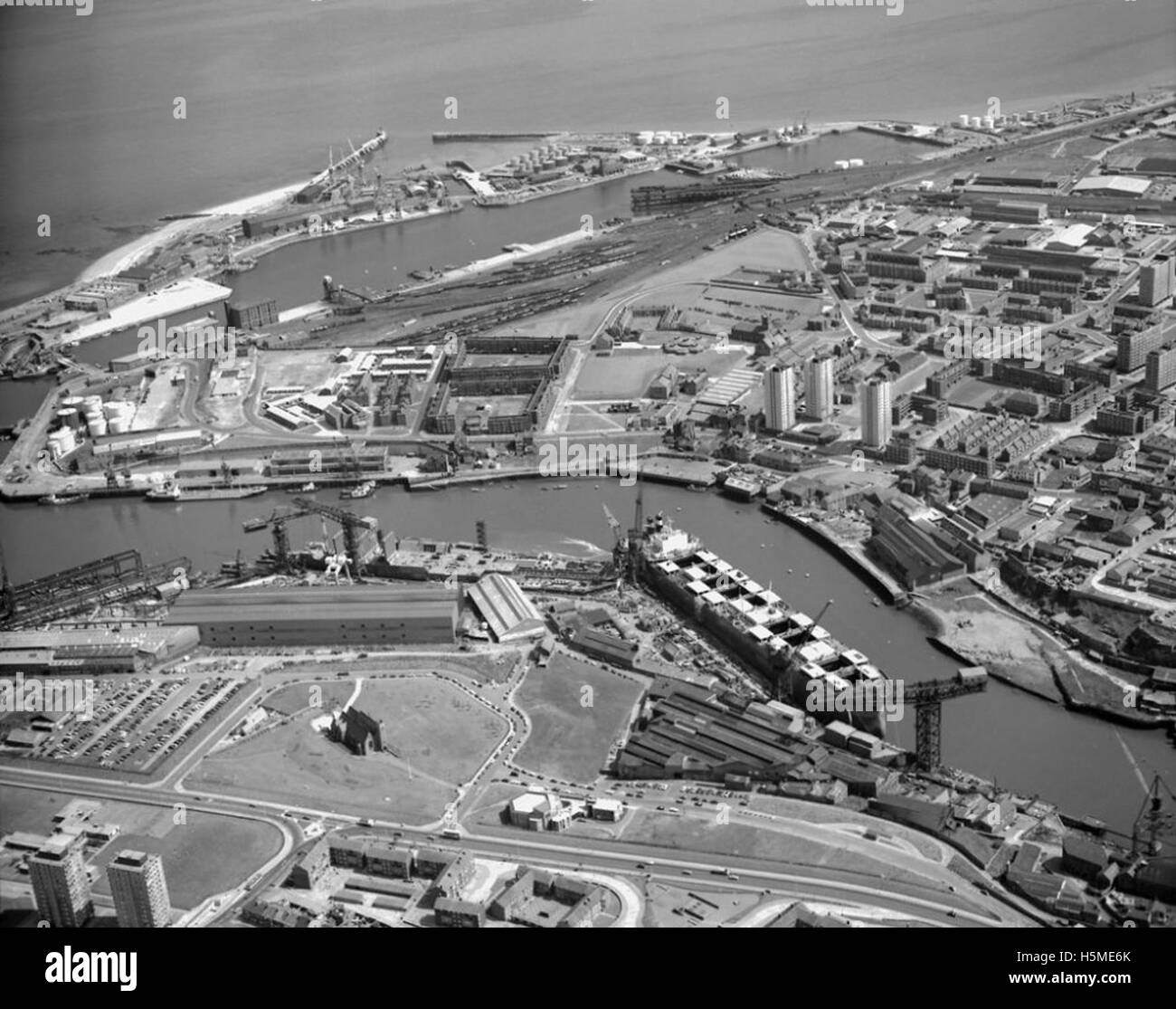 Aerial view of the North Sands shipyard, 1973 Stock Photo