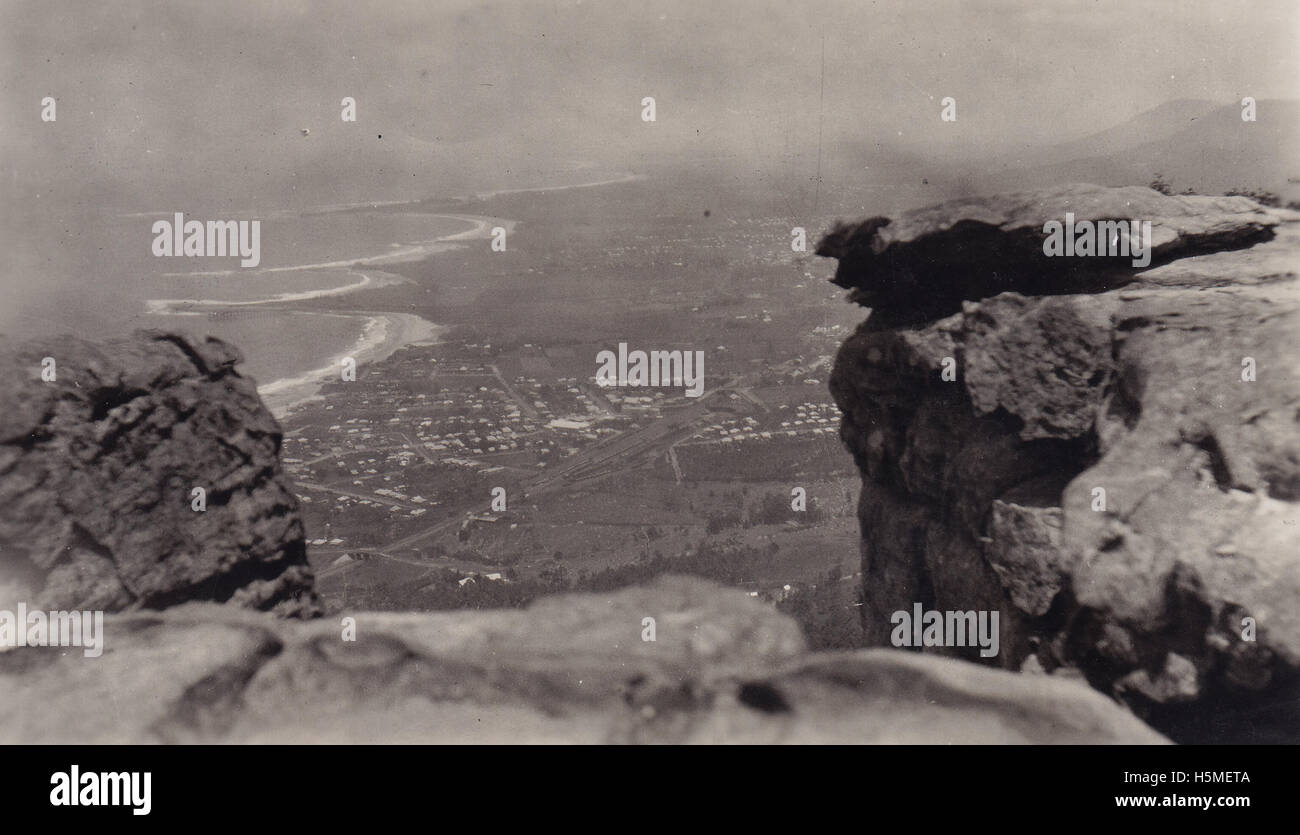 Austinmer from Sublime Point Wollongong 1926  [RAHS Photograph Collection] Stock Photo