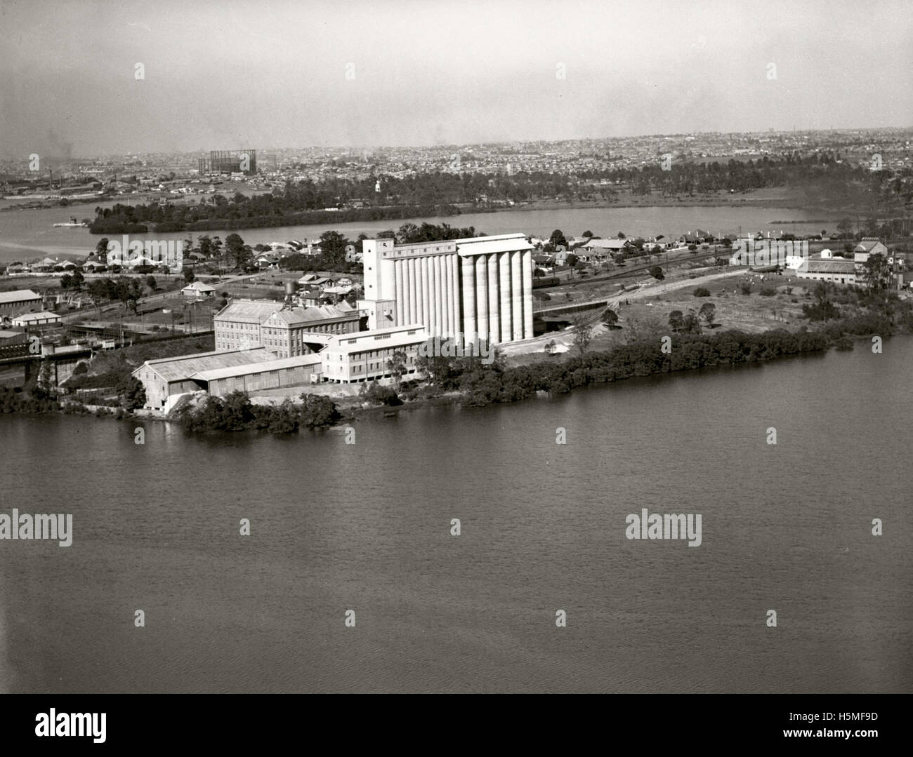John Darling & Sons Flour Mills Rhodes 27 July Stock Photo Alamy
