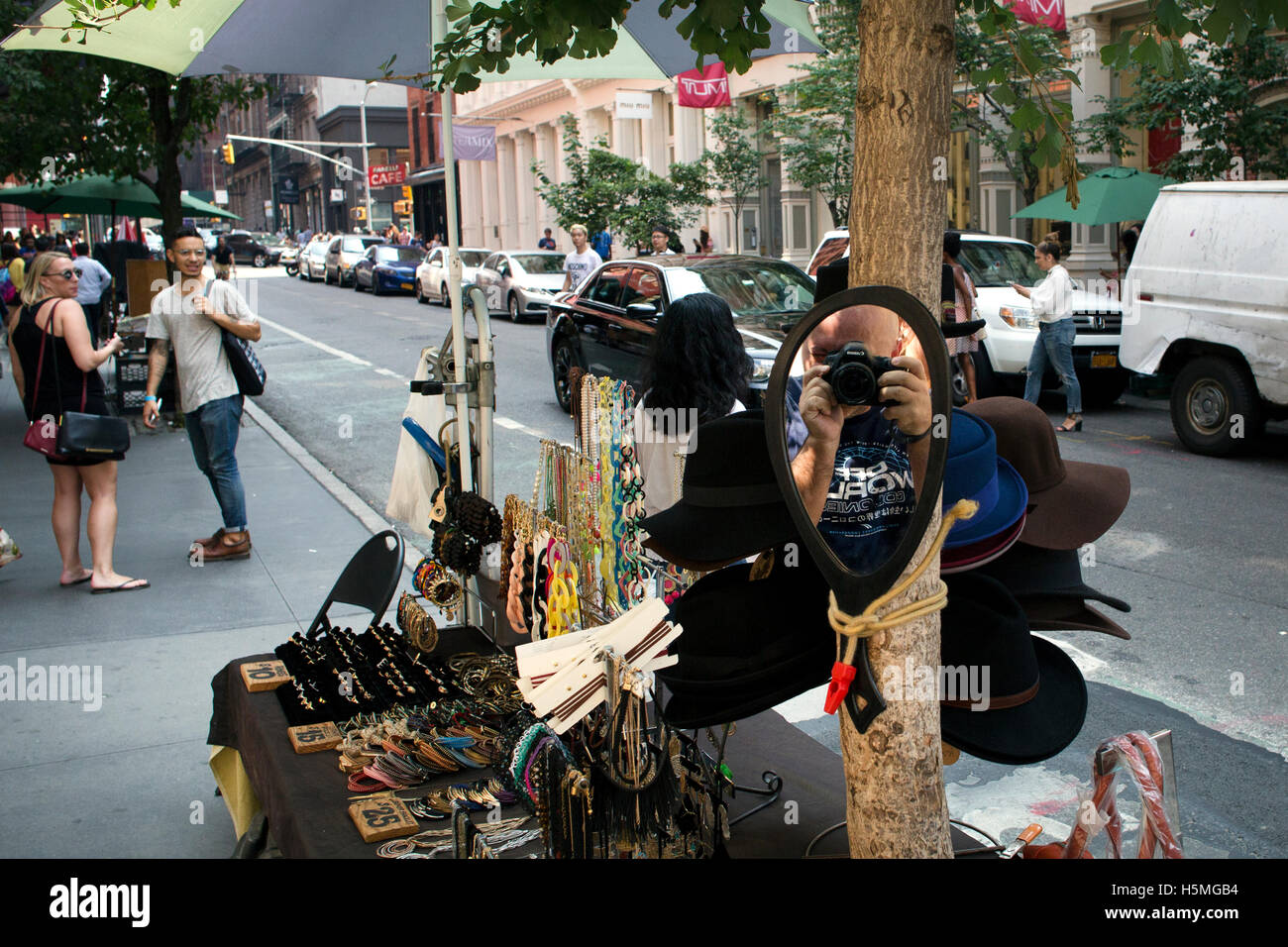 Street scene in New York City , USA Stock Photo - Alamy