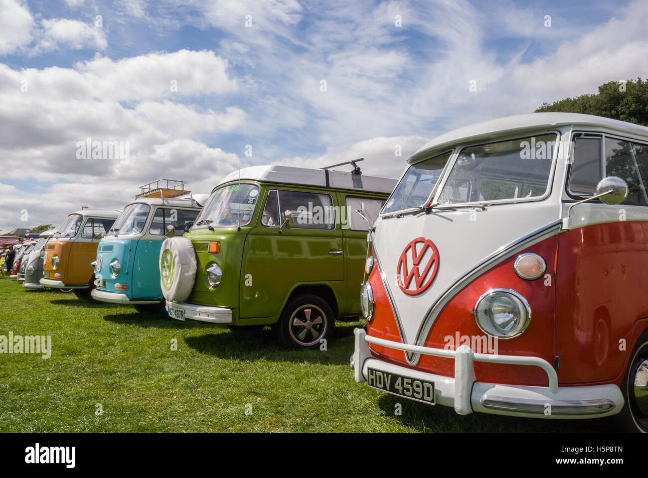 Old ancient camper van hi-res stock photography and images - Alamy