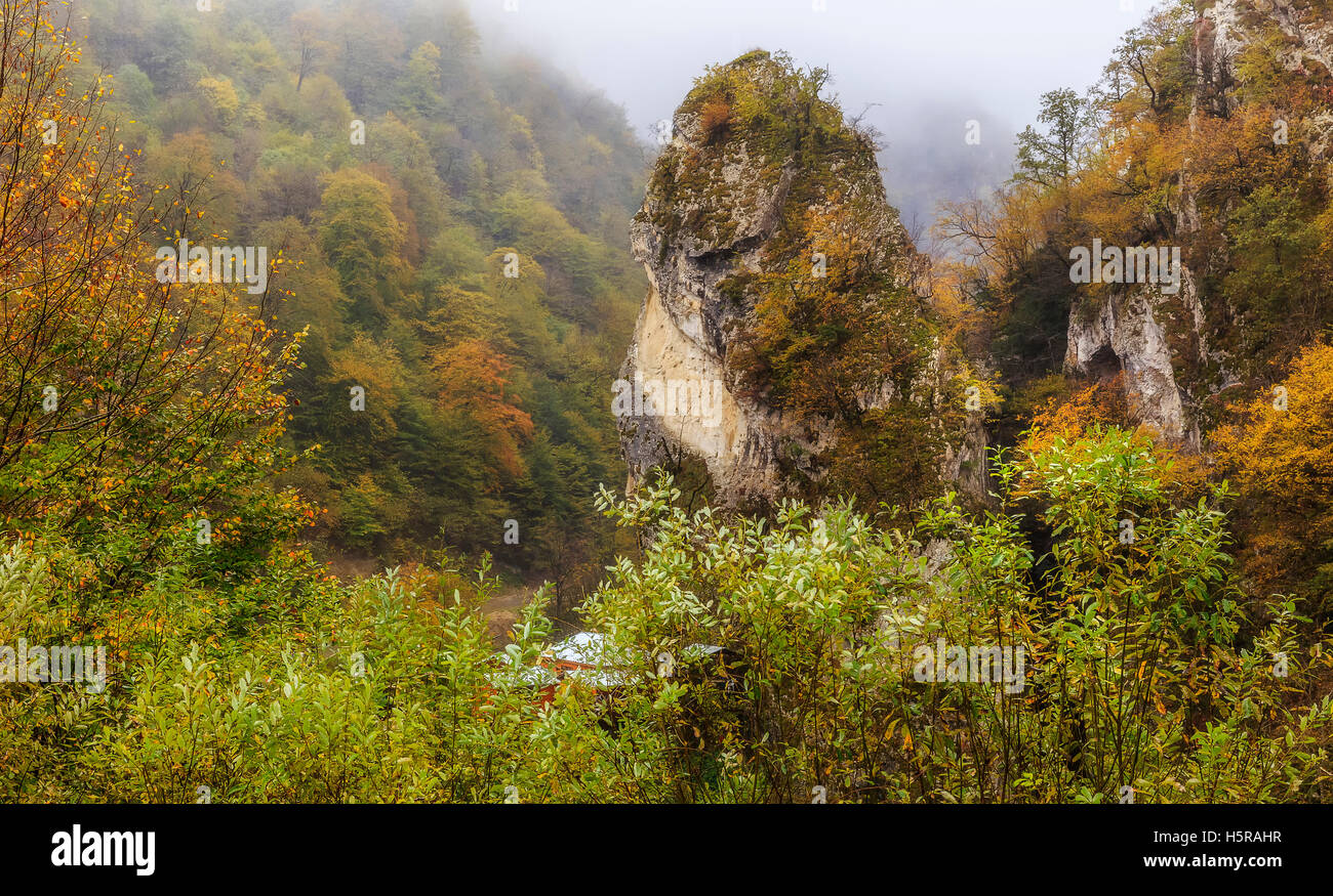 Stone splinter hi-res stock photography and images - Alamy