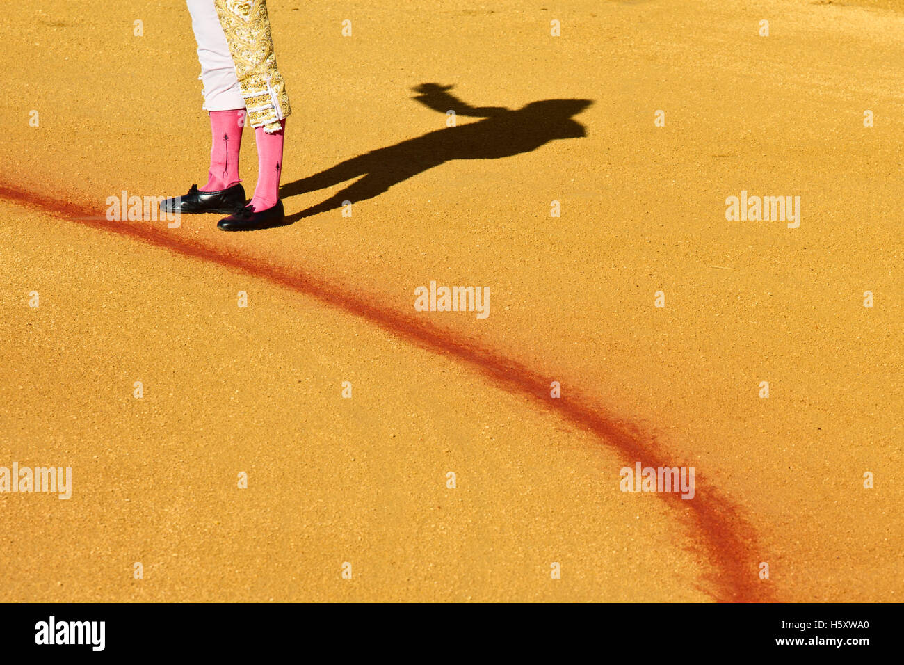 Shadow of legs hi-res stock photography and images - Alamy