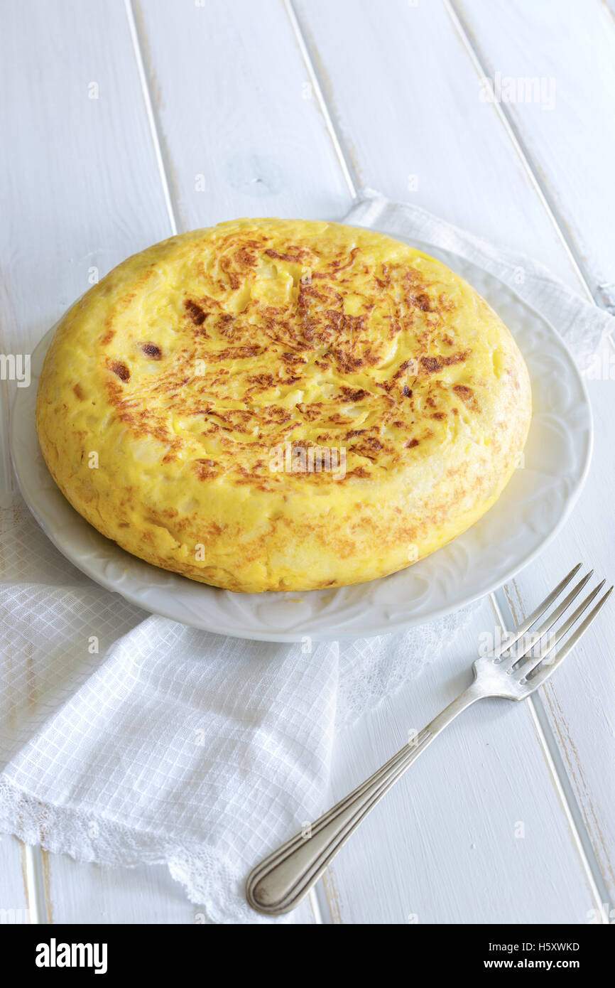 Traditional Spanish omelette. Spanish Tortilla Stock Photo - Alamy