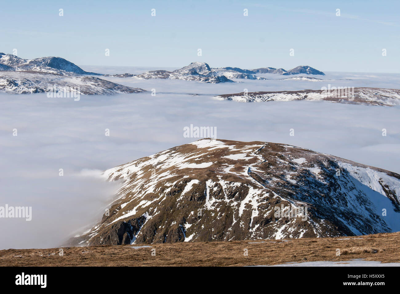 Seat Sandal rises above cloud during a temperature inversion in the ...