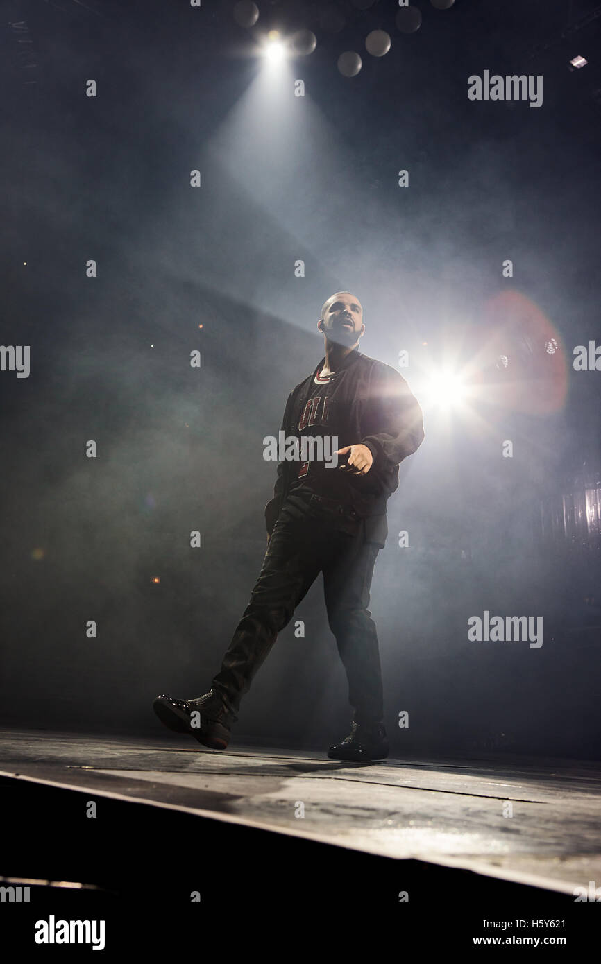 Rapper Aubrey Graham aka Drake performs at the United Center on October