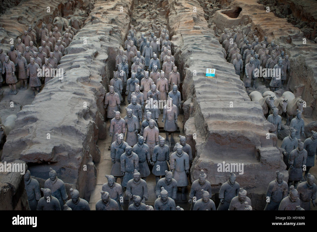 Terracotta Warriors Army, Pit Number 1, Xian, Shaanxi, China, Asia. An ancient collection of sculptures depicting armies of Qin Stock Photo