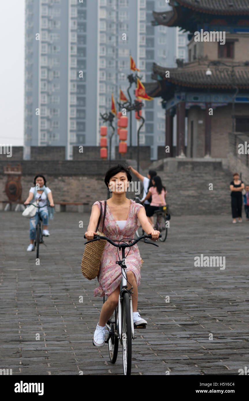 Bibycle ride around the ancient Xian City Great Wall, Shaanxi, China Stock Photo