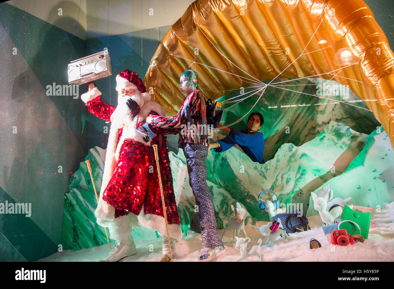 Selfridges,Oxford Street.Selfridges unveil their Christmas Window