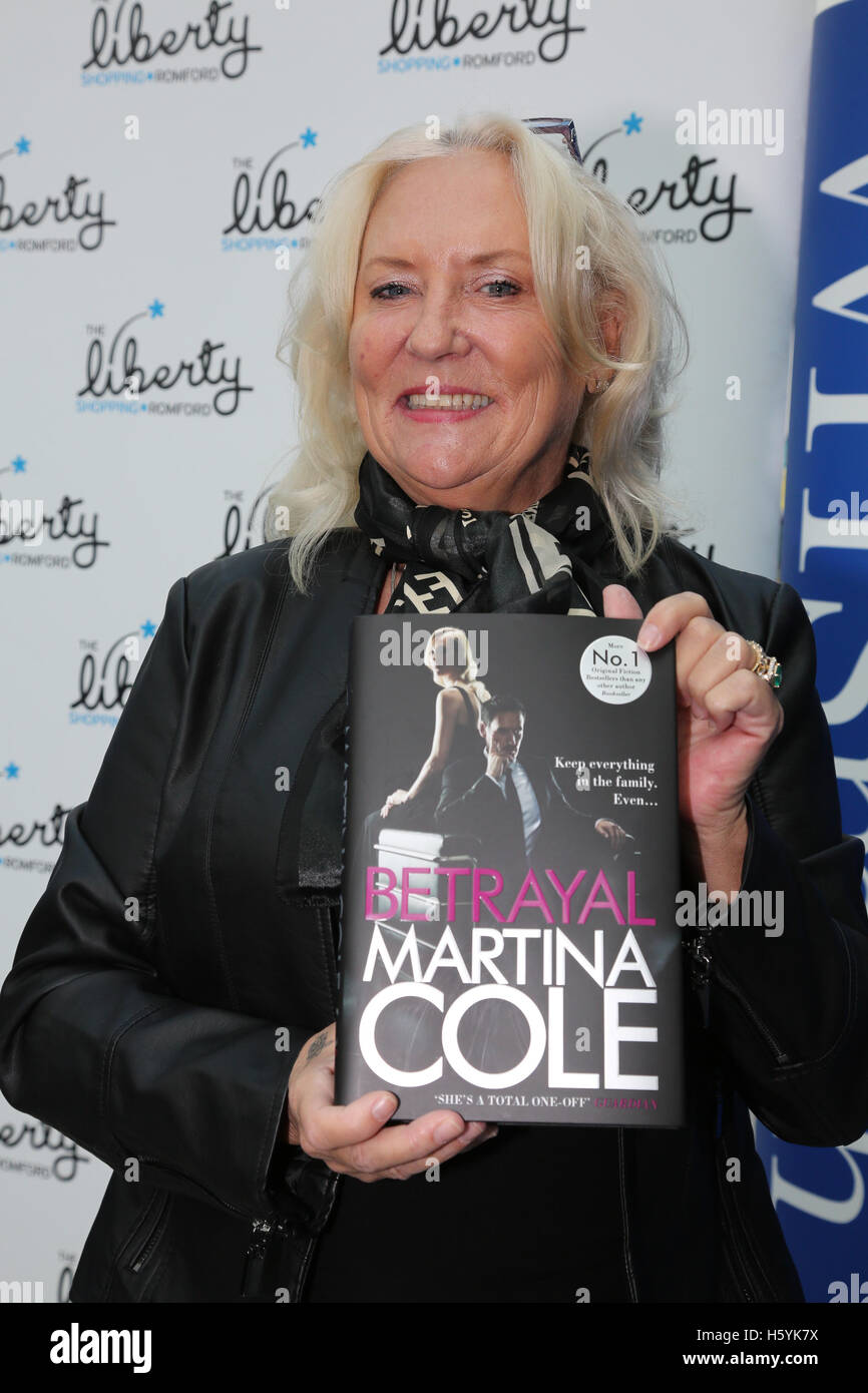 Martina cole hires stock photography and images Alamy
