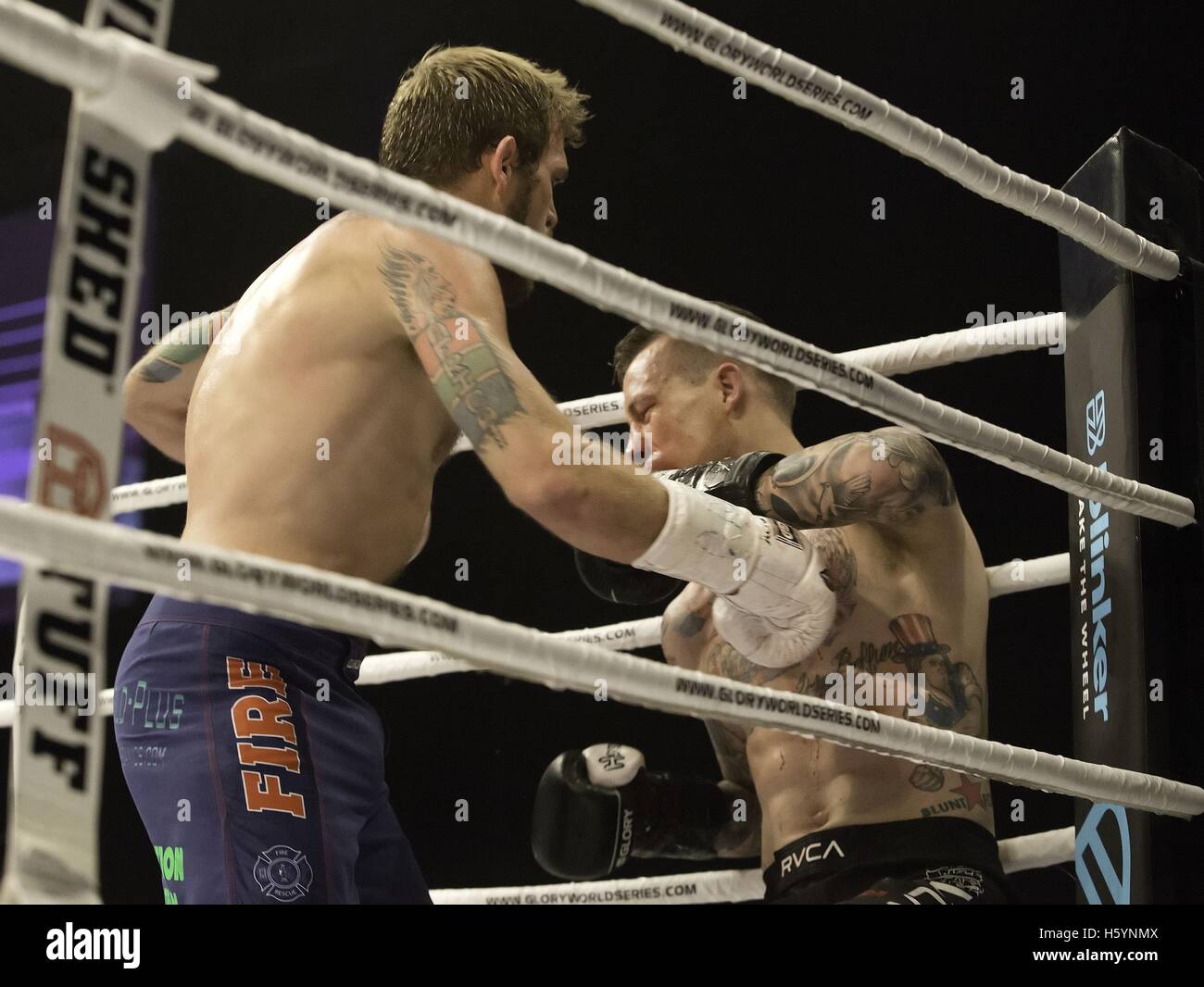 Chest punch hires stock photography and images Alamy