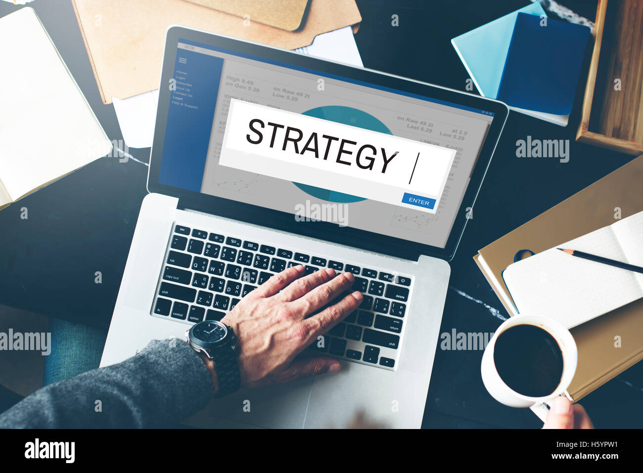 Strategy analytics hi-res stock photography and images - Alamy