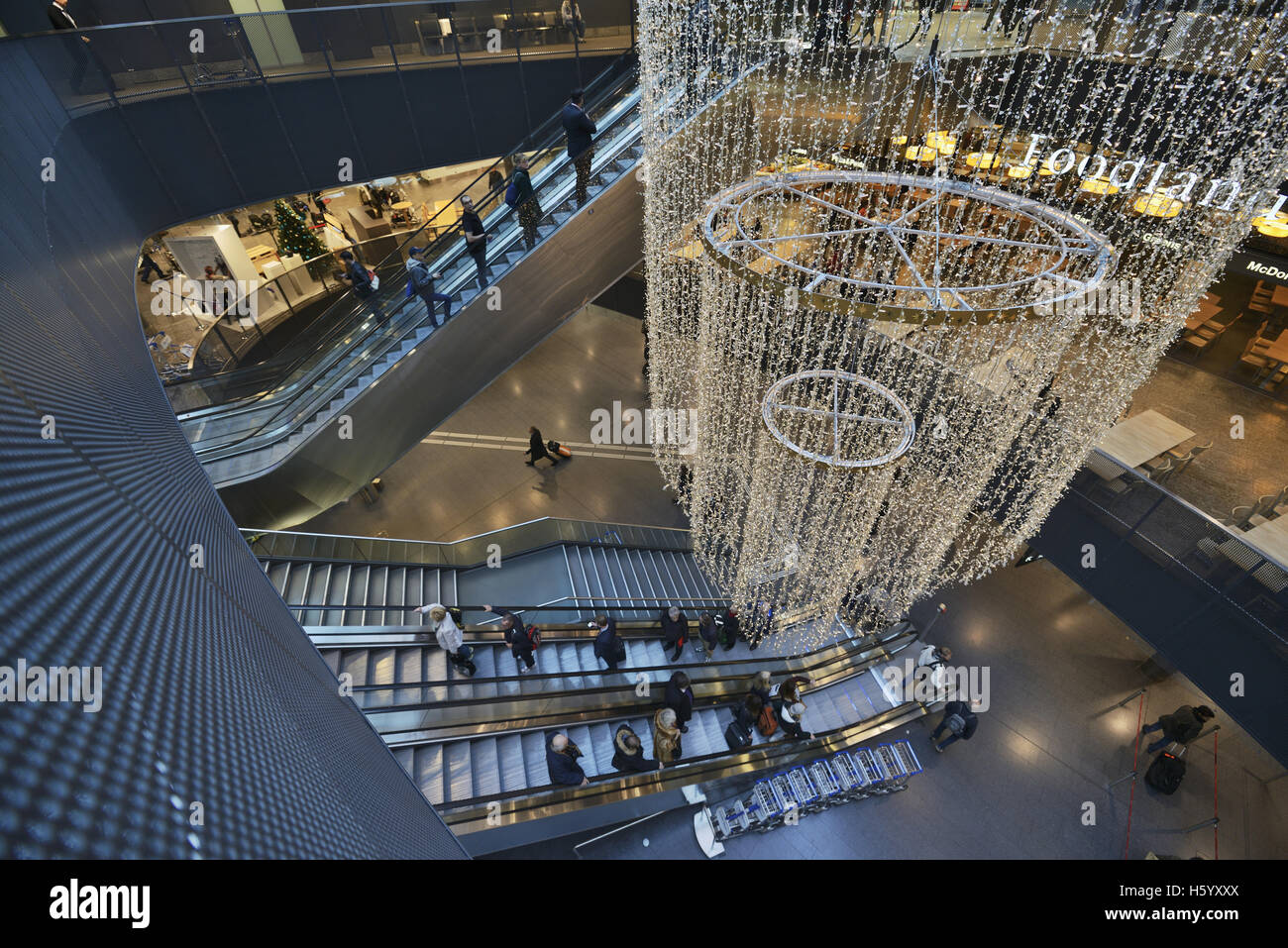 Chandelier christmas decoration hires stock photography and images Alamy
