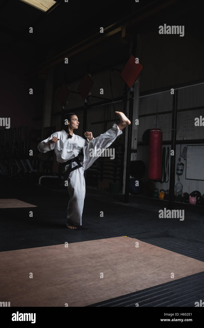 Karate woman kick hi-res stock photography and images - Alamy