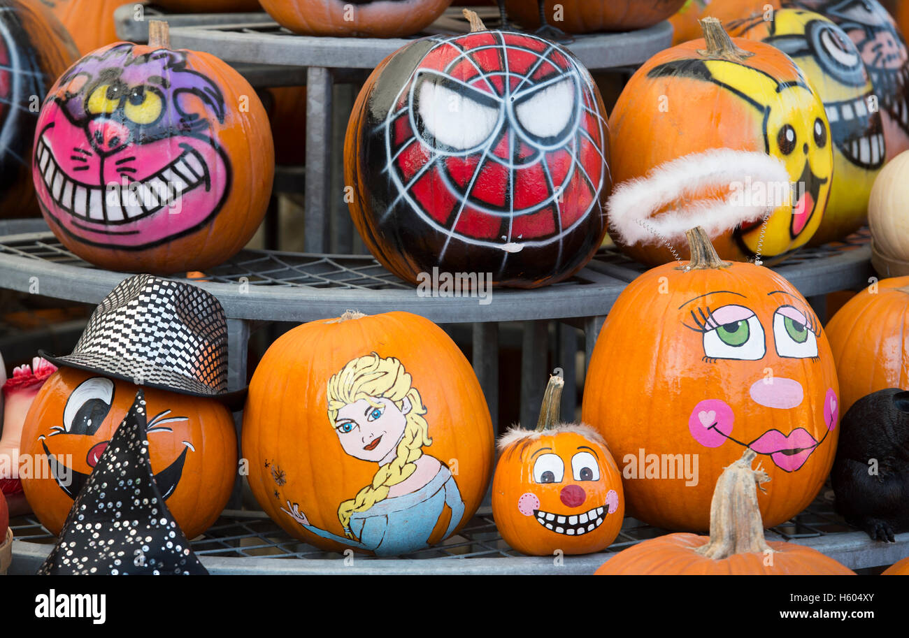 39 Painted Faces On Pumpkins Clarkenicol