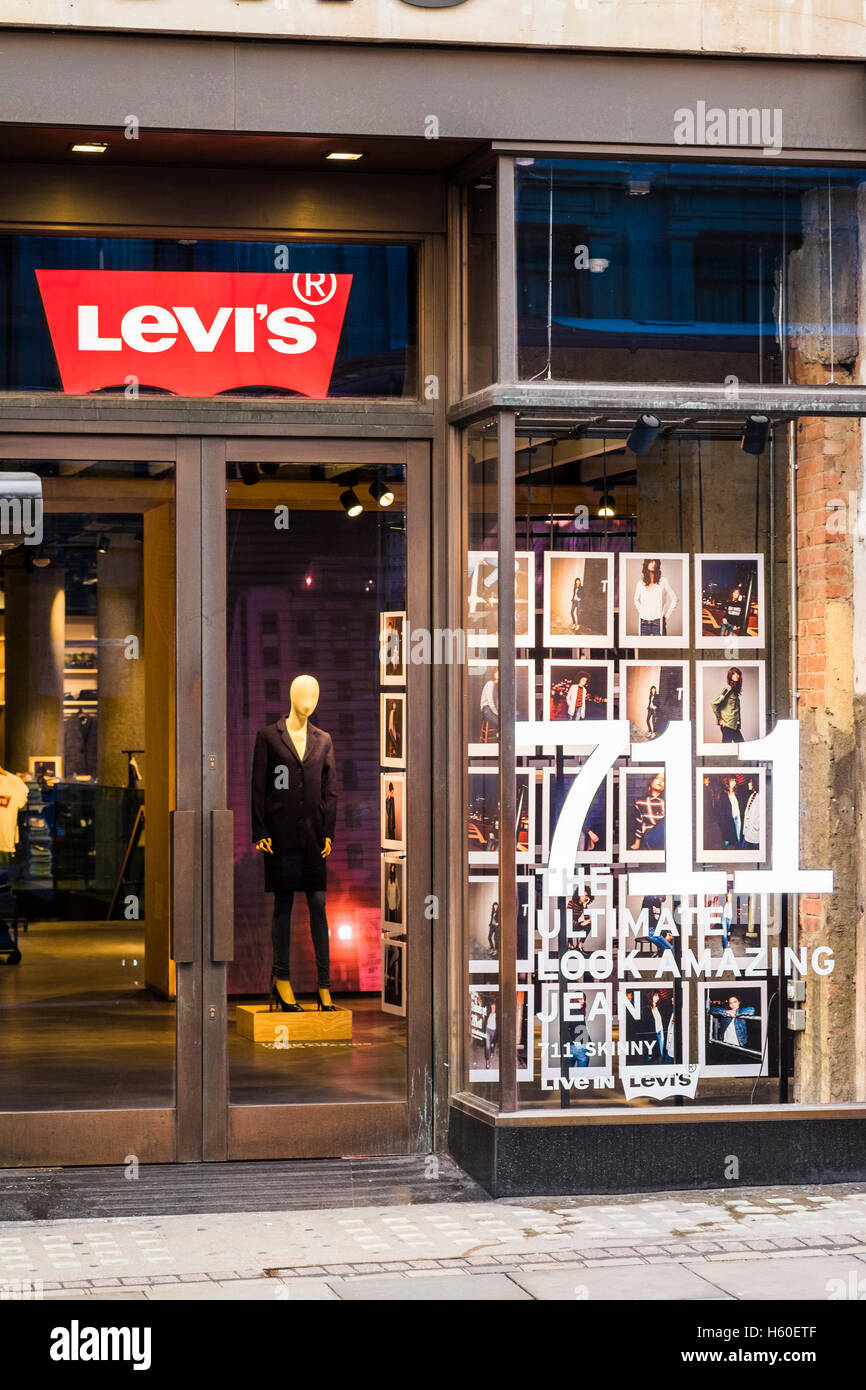 levis store regents street