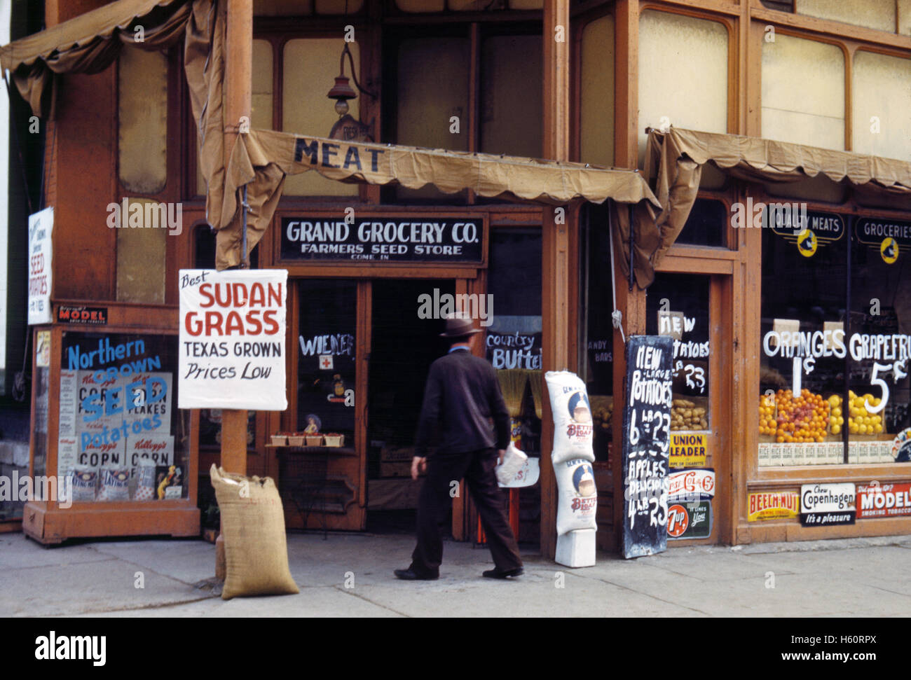 1940s feed store hires stock photography and images Alamy