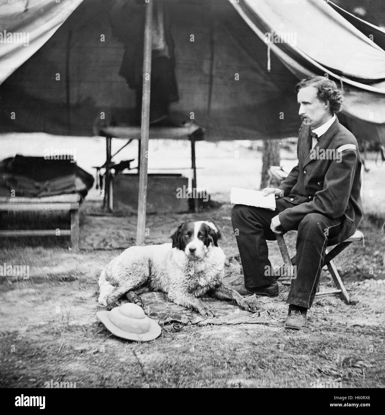 Lieutenant George A. Custer with Dog, Peninsula Campaign, Virginia, USA, 1862 Stock Photo