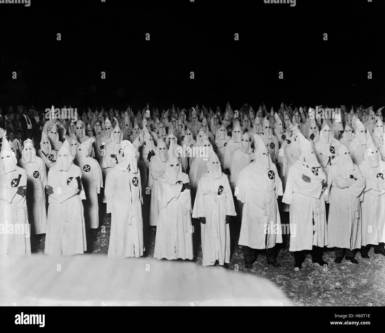 Ku Klux Klan Meeting at Night, near Washington DC, USA, National Photo Company, March 1922 Stock Photo