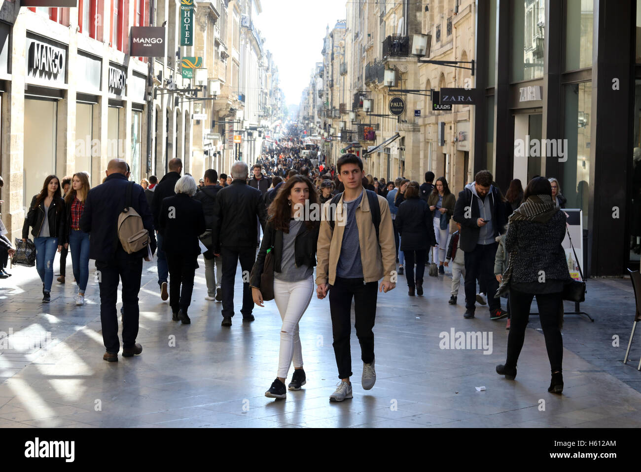 Street rue sainte catherine hi-res stock photography and images - Alamy