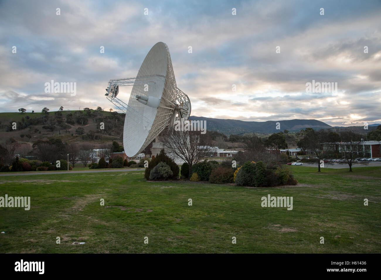Radio telescope at the Canberra Deep Space Communication complex at