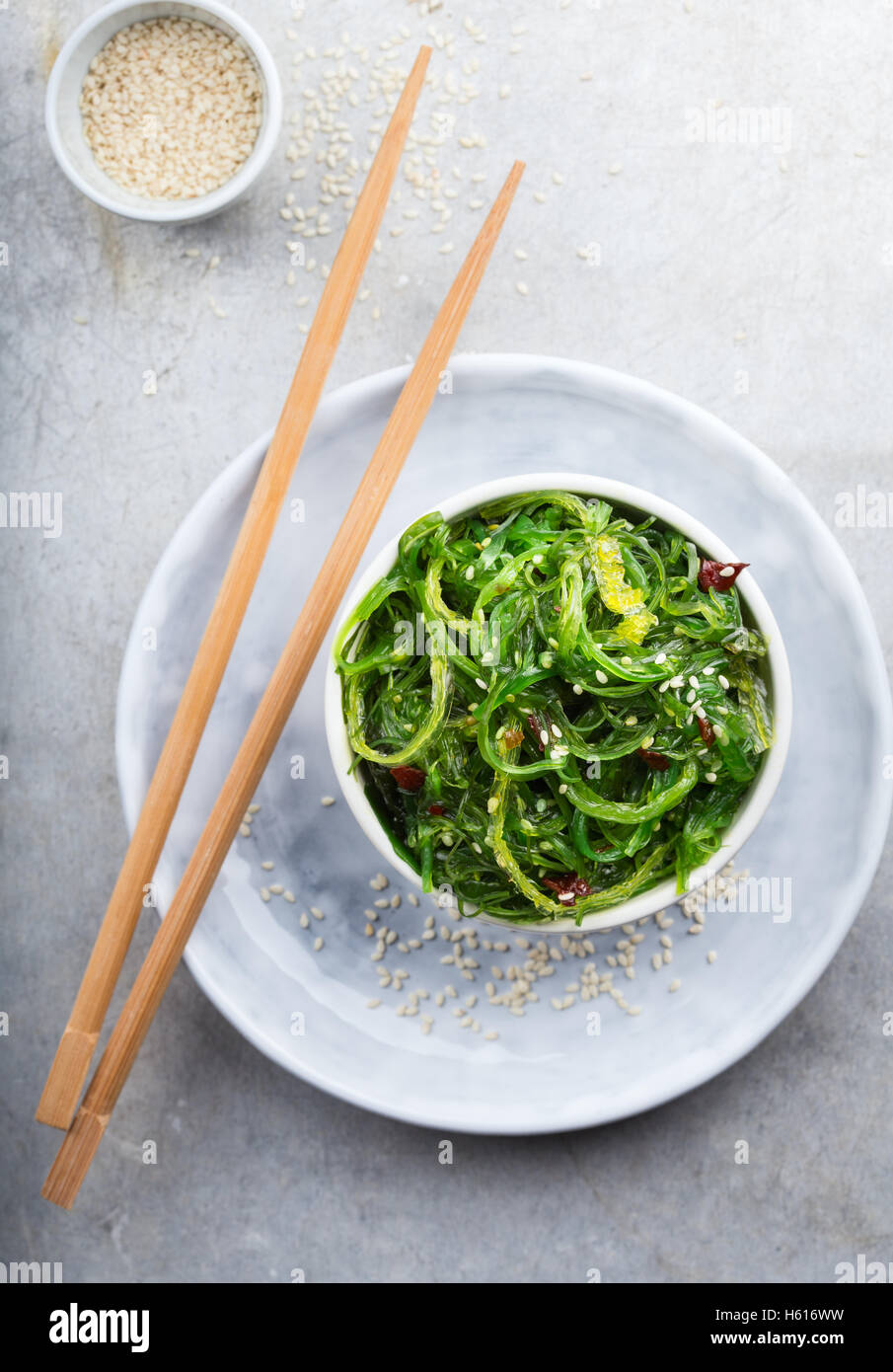 Serving of delicious japanese seaweed salad Stock Photo Alamy