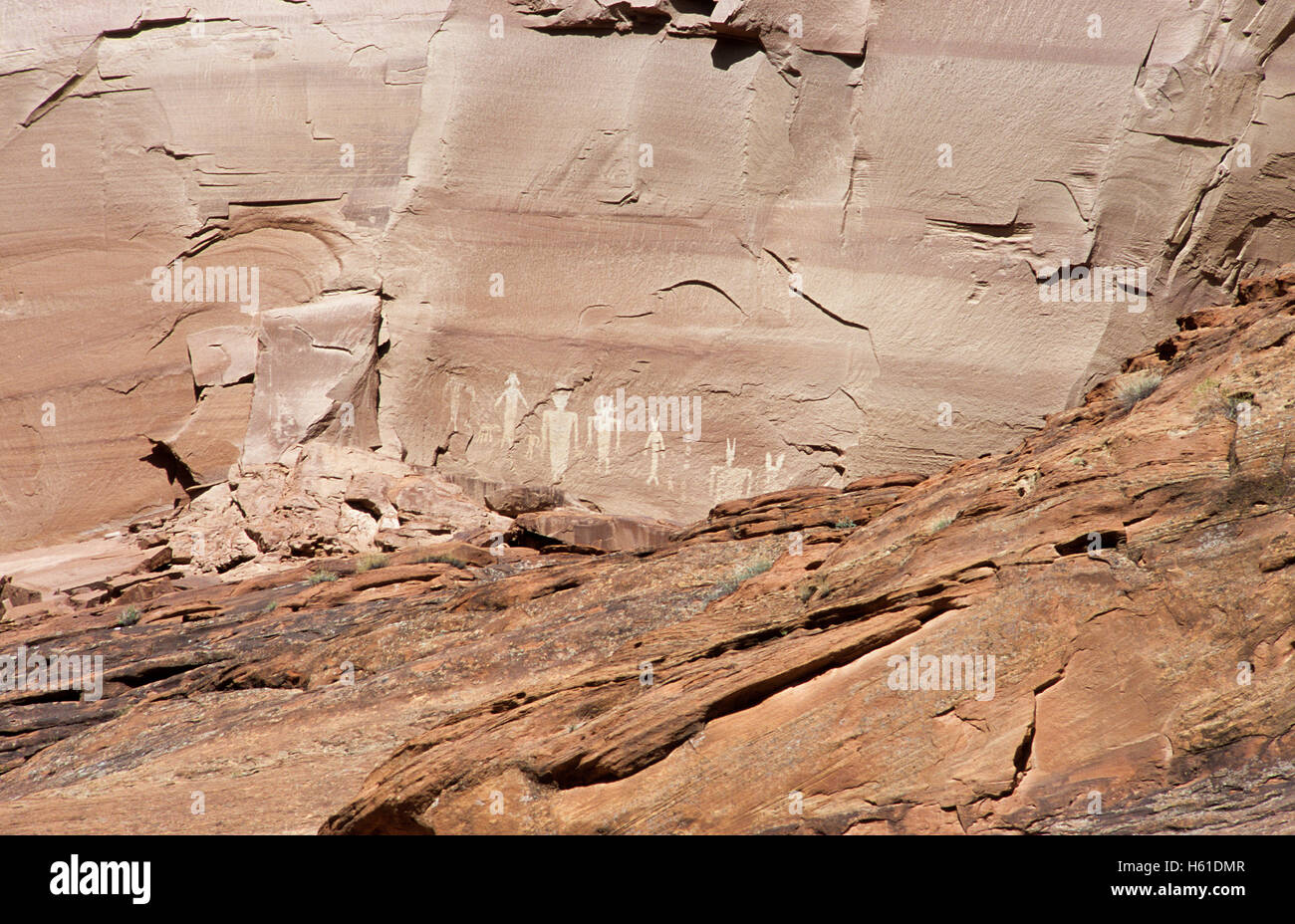 Rock art on sandstone canyon wall of Canyon de Chelly National Monument, Arizona Stock Photo