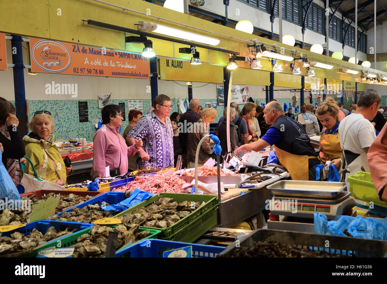 Fish market in Place de la Poisonnerie, Vannes, Morbihan, Brittany ...
