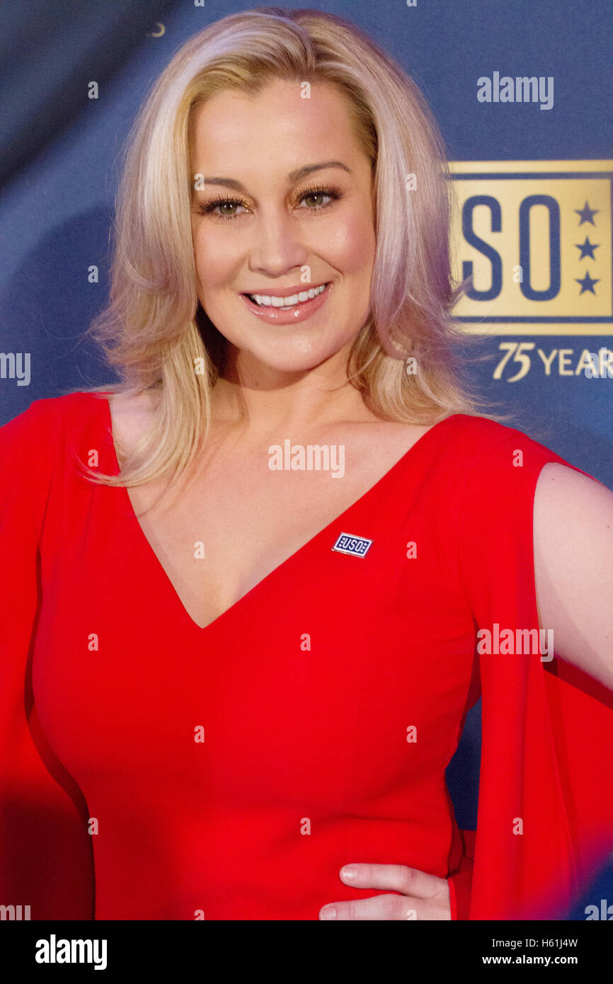 Kellie Pickler arrives on the red carpet for the USO Gala at the DAR Constitution Hall on October 20, 2016 in Washington DC. Stock Photo