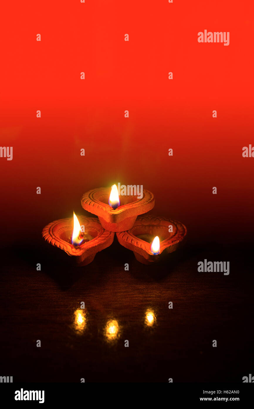 Clay oil lamp hires stock photography and images Alamy