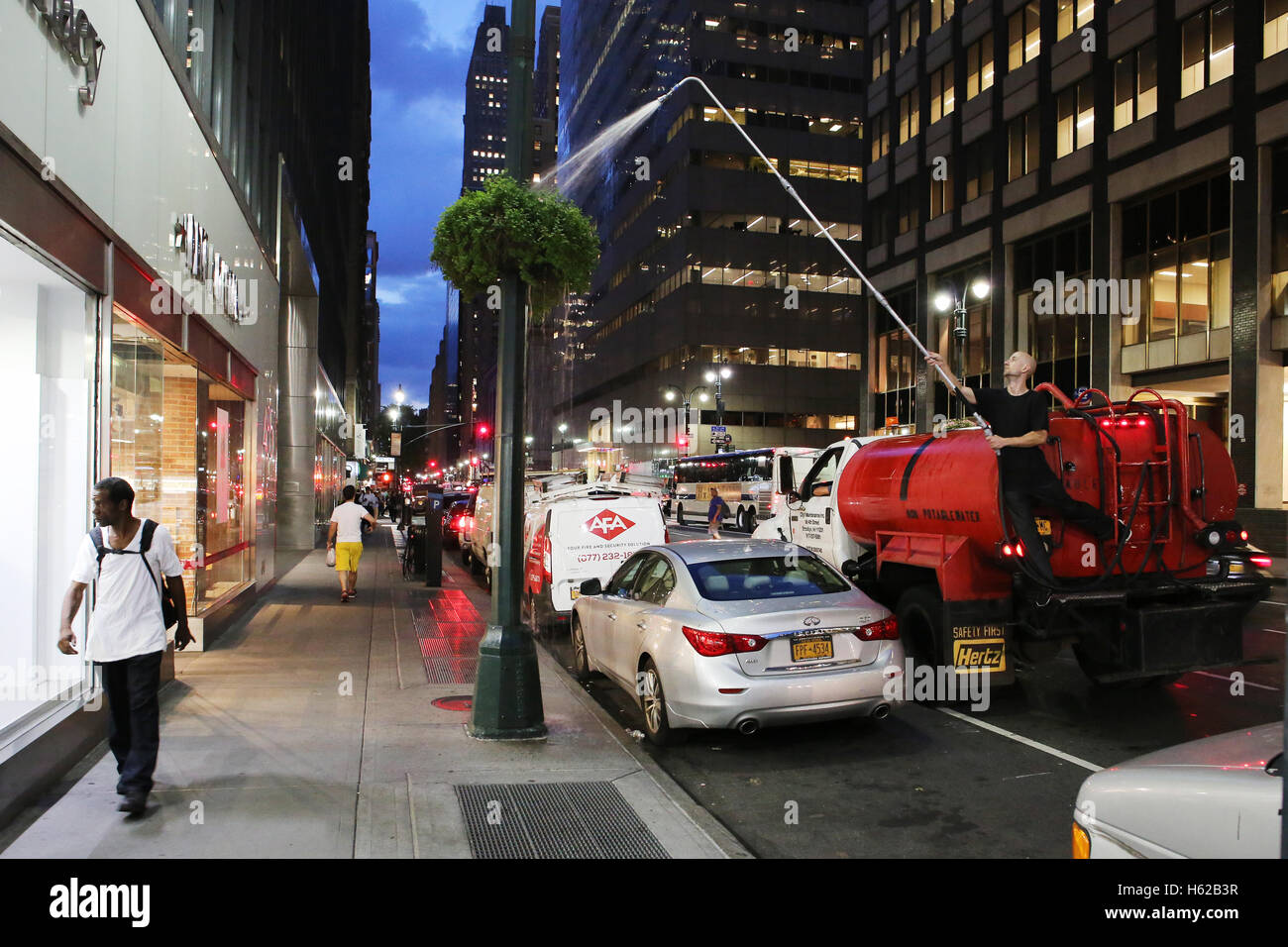 Street scene in New York City , USA Stock Photo - Alamy