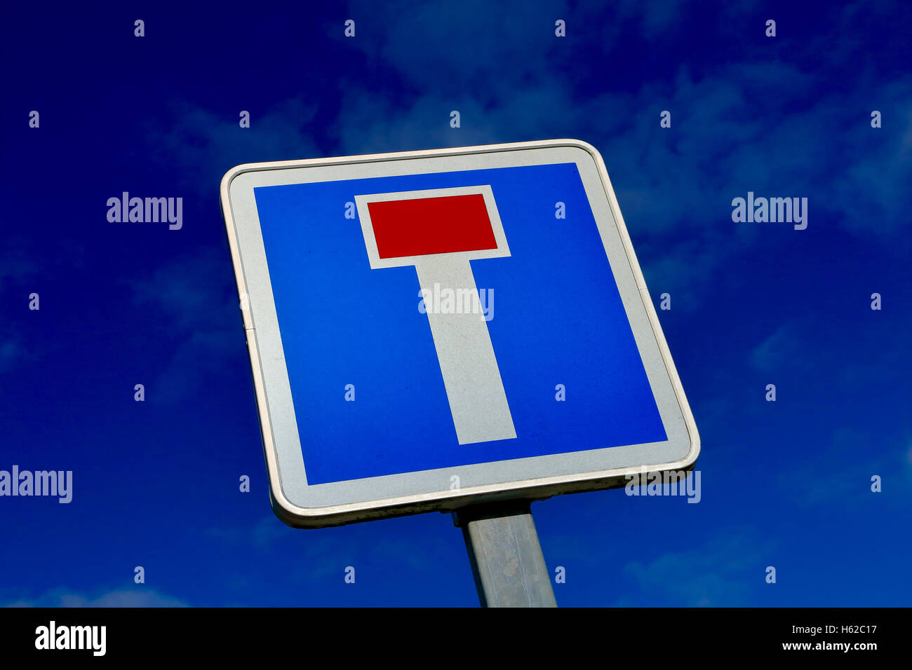 French dead end street road sign on blue sky Stock Photo
