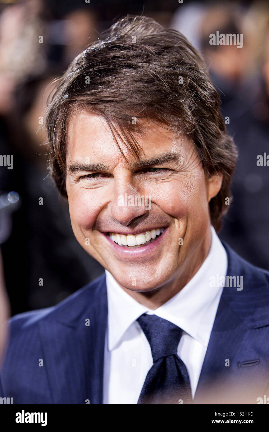 Tom Cruise attends the 'Jack Reacher: Never Go Back' premiere at ...