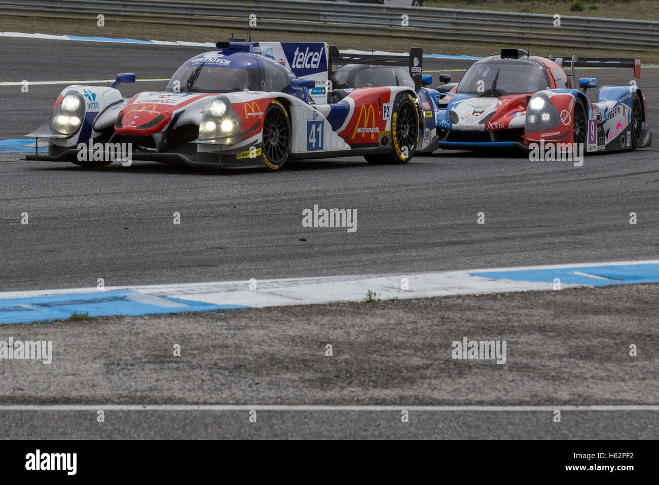 October 23, 2016. Estoril, Portugal. The #41 LMP2 Ligier JS P2 - Nissan, driven by Memo Rojas (MEX), Julien Canal (FRA) and Nathanael Berthon (FRA) (L) and The #9 LMP3 Ligier JS P3 - Nissan, driven by Eric Trouillet (FRA), Paul Petit (FRA) and Enzo Guibbert (FRA) (R) during the Race of European Le Mans Series, during the European Le Mans Series Week-End Estoril Credit:  Alexandre de Sousa/Alamy Live News Stock Photo