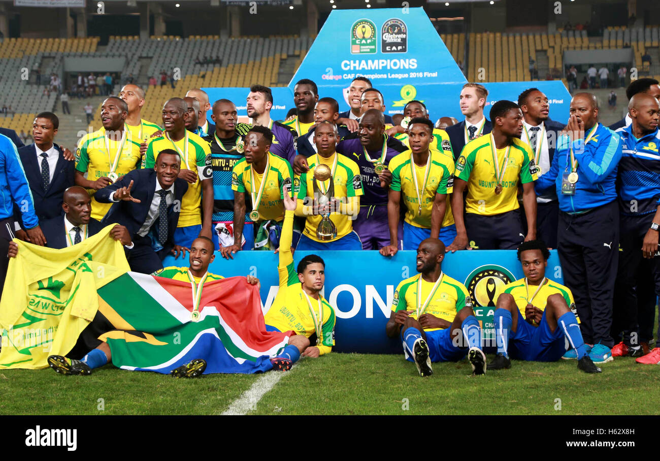 Alexandria Alexandria Egypt 23rd Oct 2016 South Africa S Mamelodi Sundowns Players Celebrate After Winning The Caf Champions League Football Competition Following The Final Match Against Egypt S Zamalek Club On October 23 2016