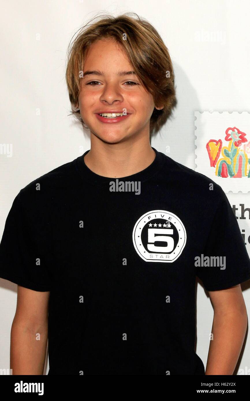 Mace coronel hires stock photography and images Alamy