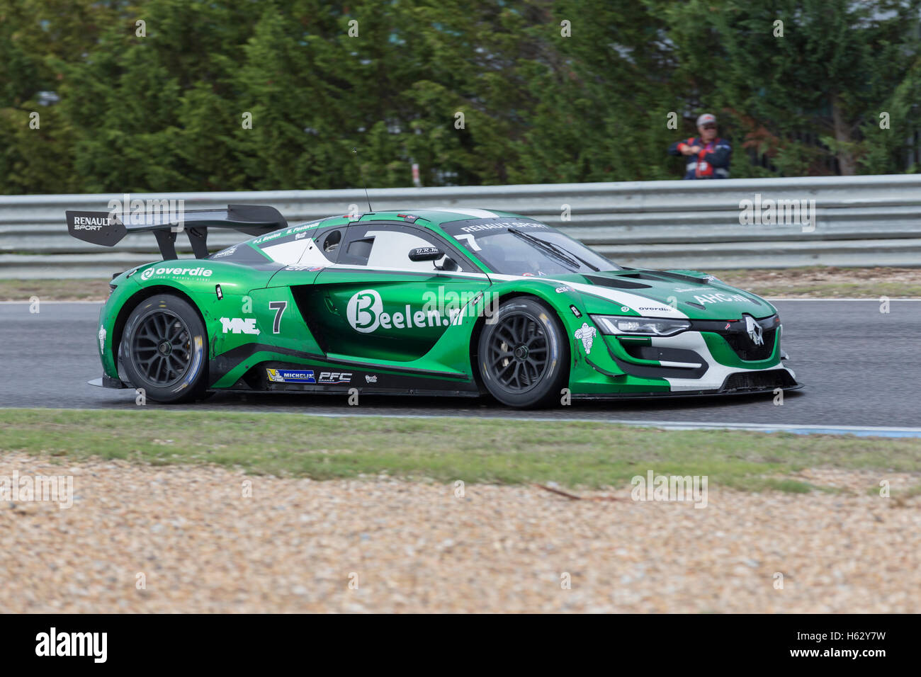 October 23, 2016. Estoril, Portugal. The #7 V8 Racing (NED), driven by Nicky Pastorelli (NED) and Jelle Beelen (NED) during the Race of Renault Sport Trophy, during the European Le Mans Series Week-End Estoril Credit:  Alexandre de Sousa/Alamy Live News Stock Photo